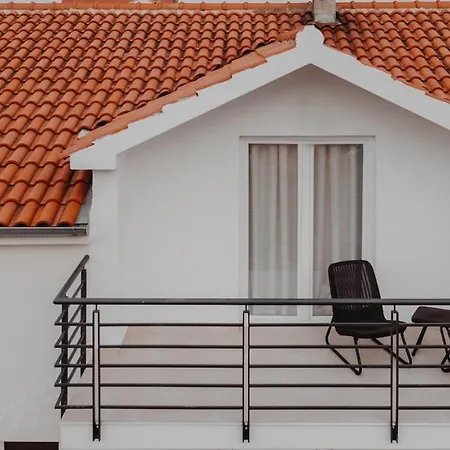 Penthouse Oasis With Sea Views And Terrace ザダル